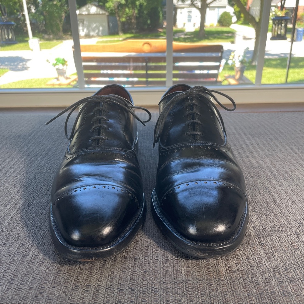 Allen Edmonds 9.5 E Hale Brogue Cap Toe Oxford Black